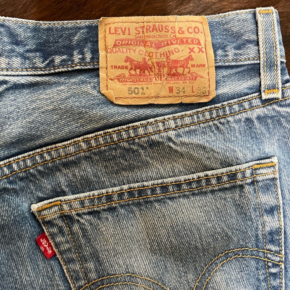 Levi 501 Button Fly